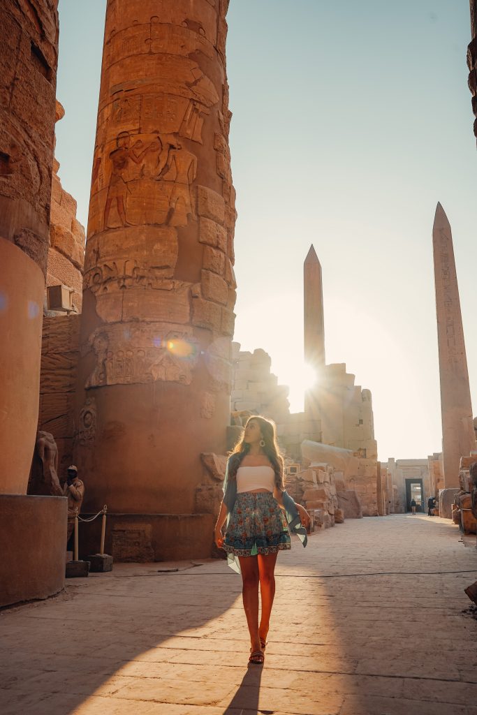 temple de karnak egypte lever du soleil
