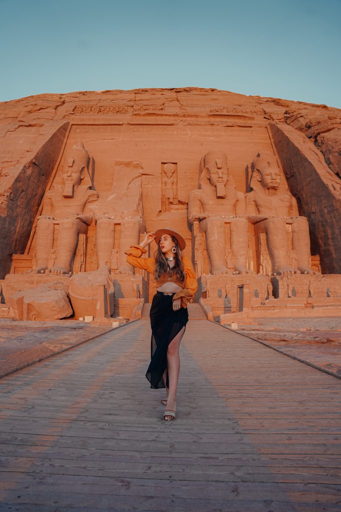 temple abu simbel lever du soleil egypte