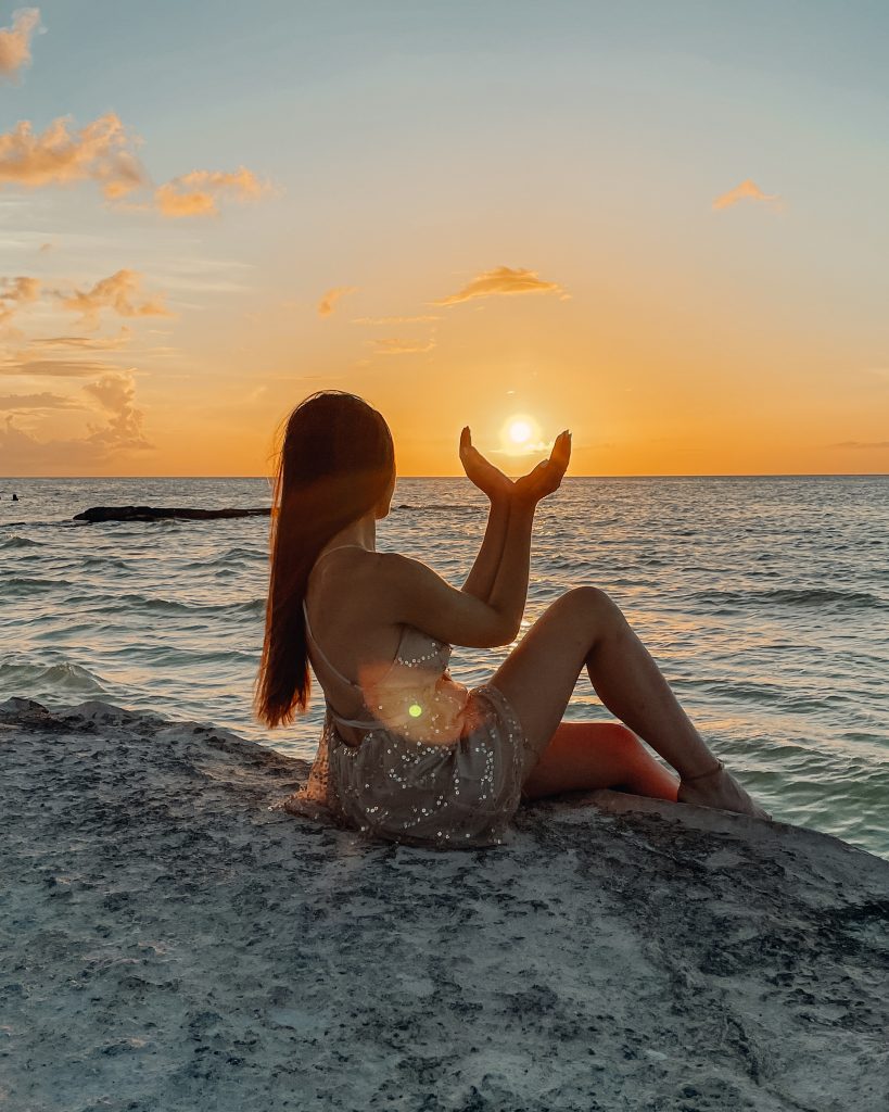 plage holbox coucher de soleil mexique